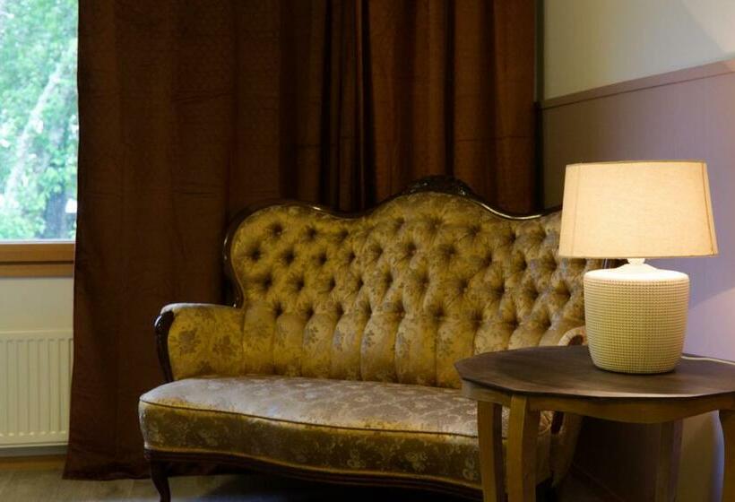 Kulkuri Hostellit Hauho