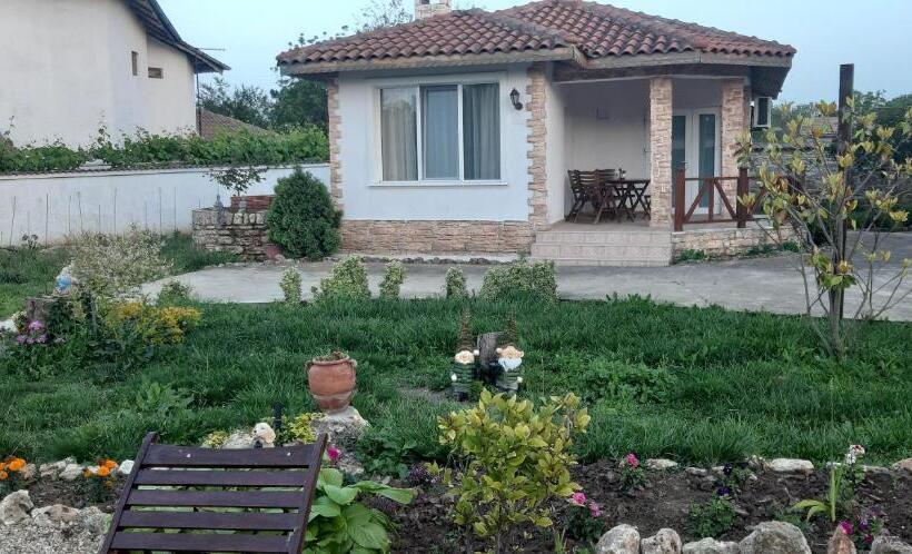 펜션 къща за гости света марина