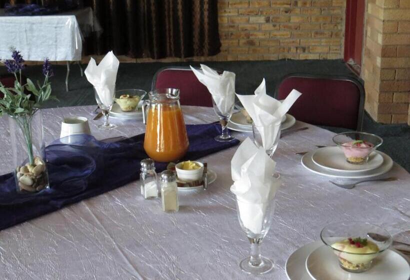 פנסיון Komrus B&b