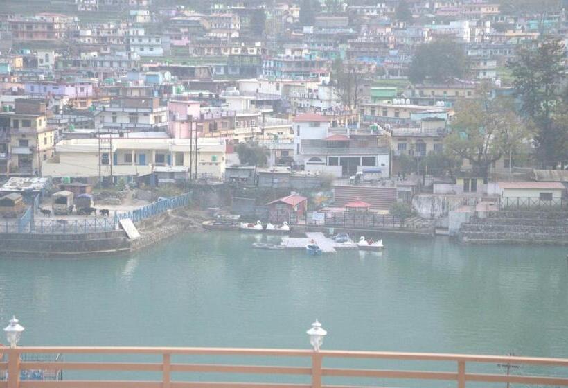 ペンション Panwar Palace