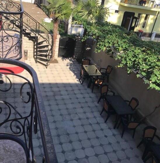 پانسیون Ureki Mari Mari