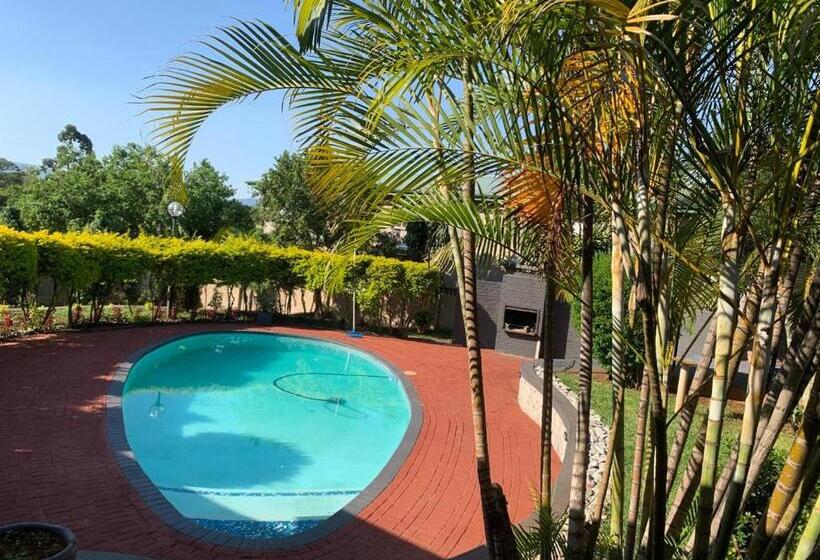 פנסיון Victoria Guest House Nyumbani