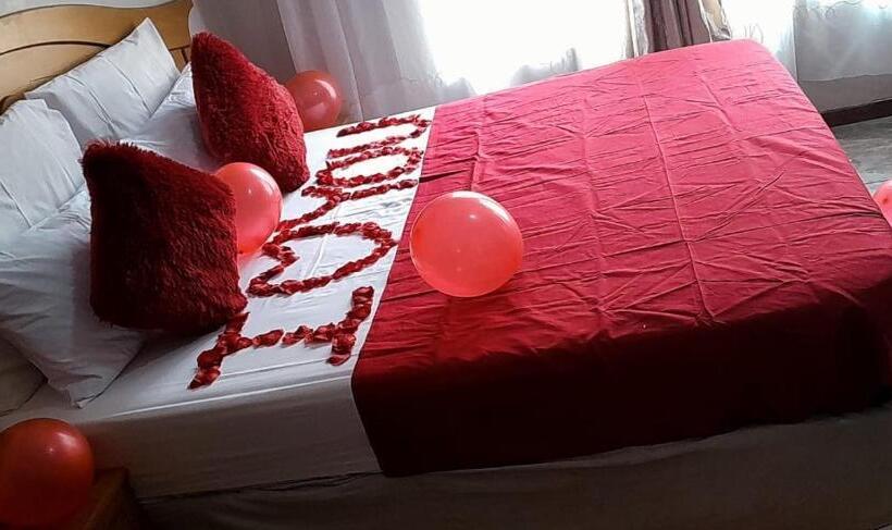 פנסיון Victoria Guest House Nyumbani