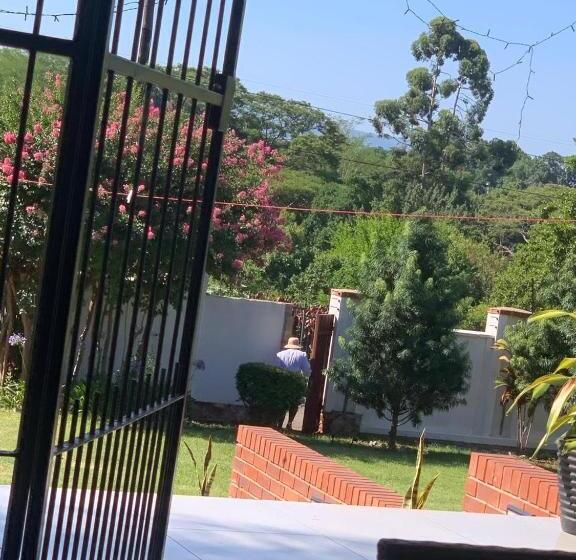 פנסיון Victoria Guest House Nyumbani