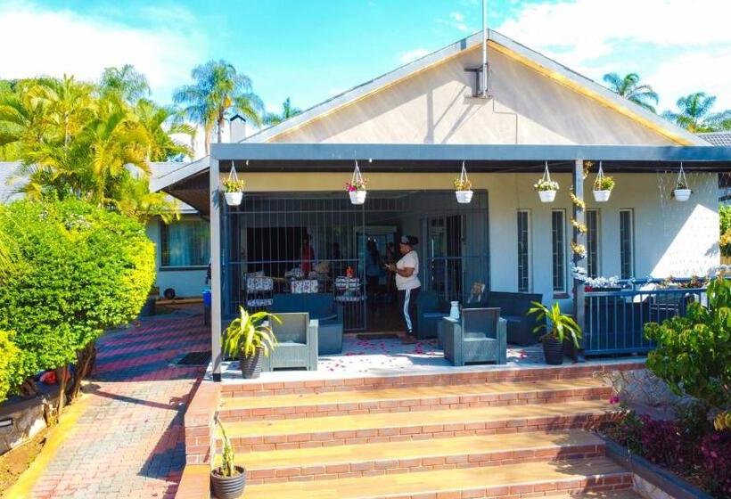 פנסיון Victoria Guest House Nyumbani