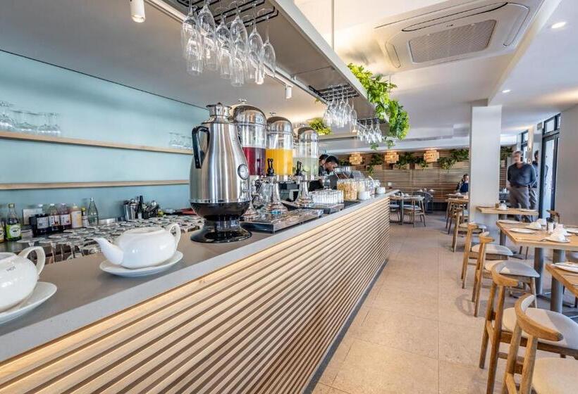 Plett Quarter Hotel   Lion Roars Hotels & Lodges