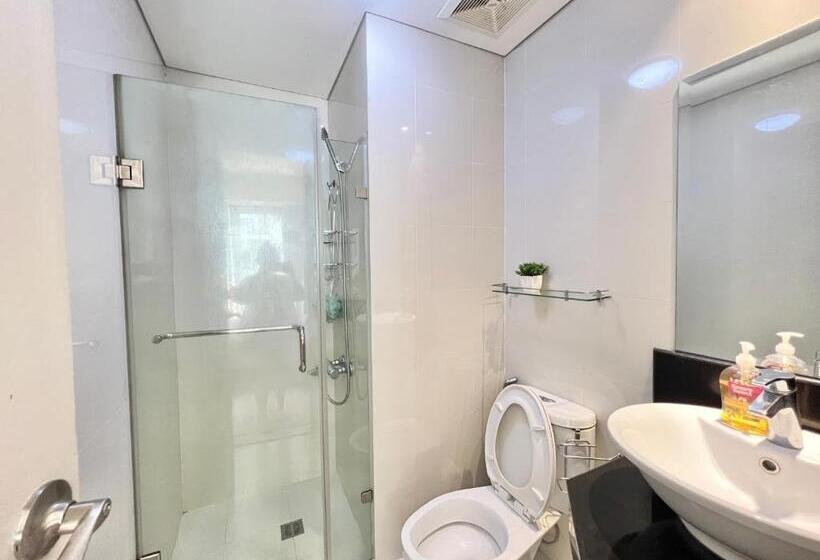 Studio Across Naia T3 W/wifi Netflix