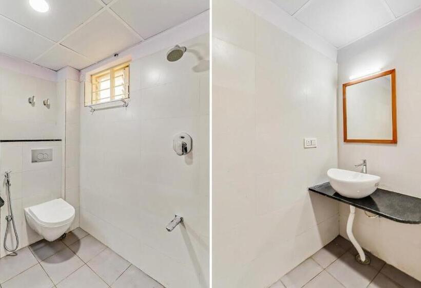 Townhouse 1226 Hotel Champion Paradise