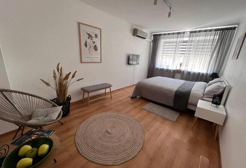 Hostel хостел житомир Green House