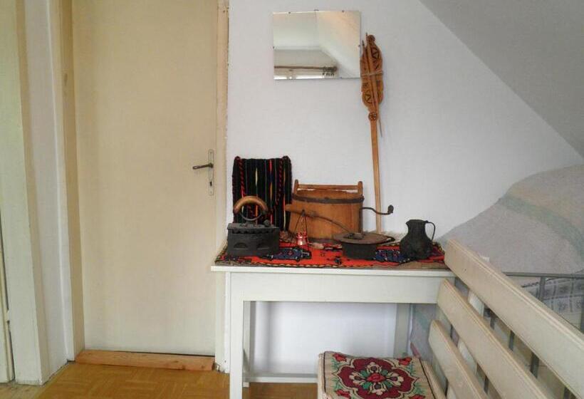 هاستل Central Rustic House