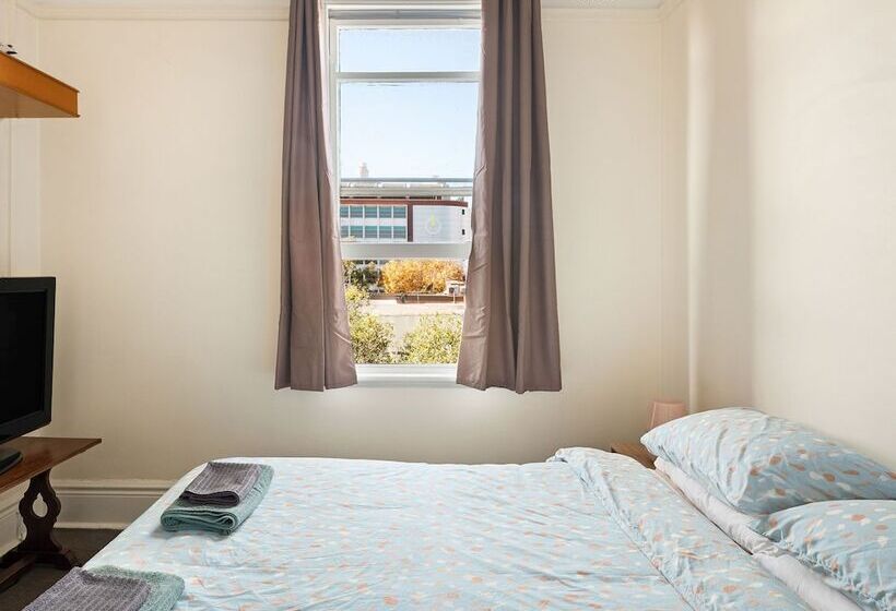 هاستل Lord Wolseley