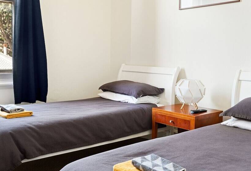 هاستل Lord Wolseley