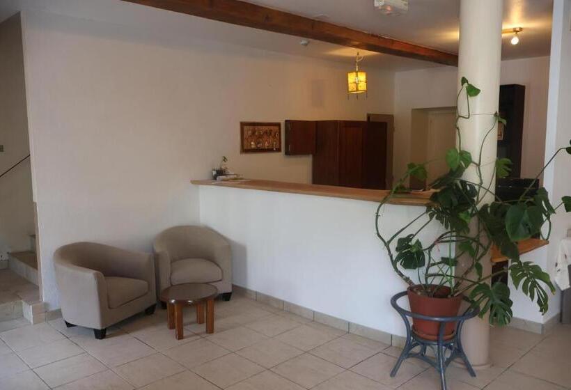 旅馆 Solfé Backpacker