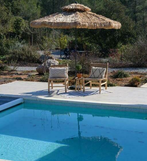 مبيت وإفطار Casa Bukit Gites