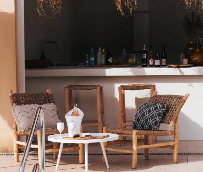 مبيت وإفطار Casa Bukit Gites