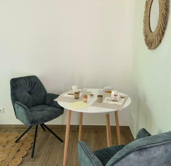 Bed and Breakfast Entre Mer & Filles