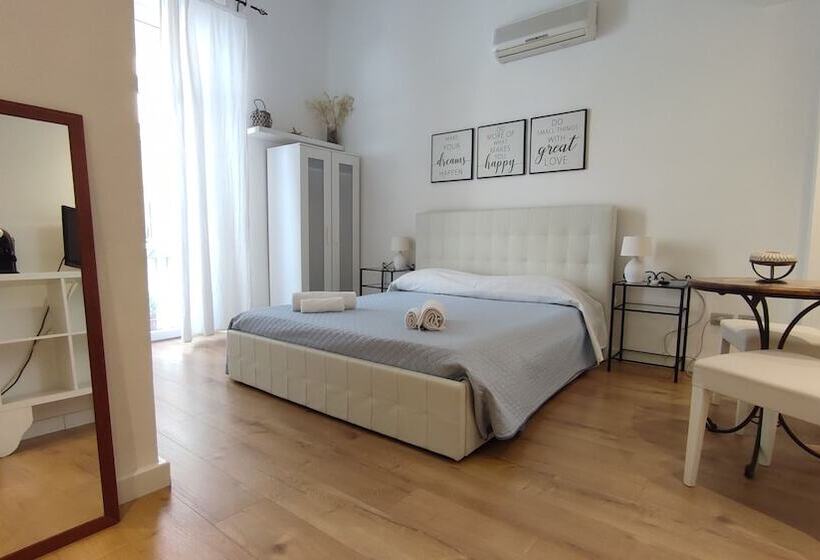 تختخواب و صبحانه Living Cagliari Marina