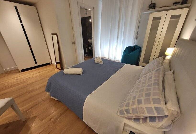 تختخواب و صبحانه Living Cagliari Marina