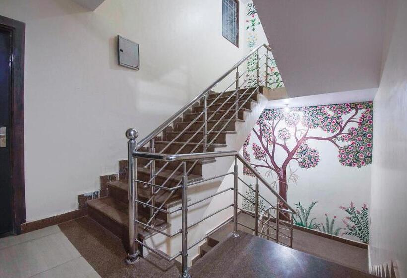 Capital O Hotel Pink Peral