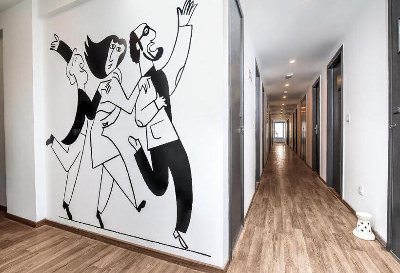 Capital O Hotel Pink Peral