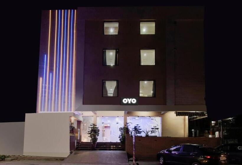 Capital O Hotel Pink Peral