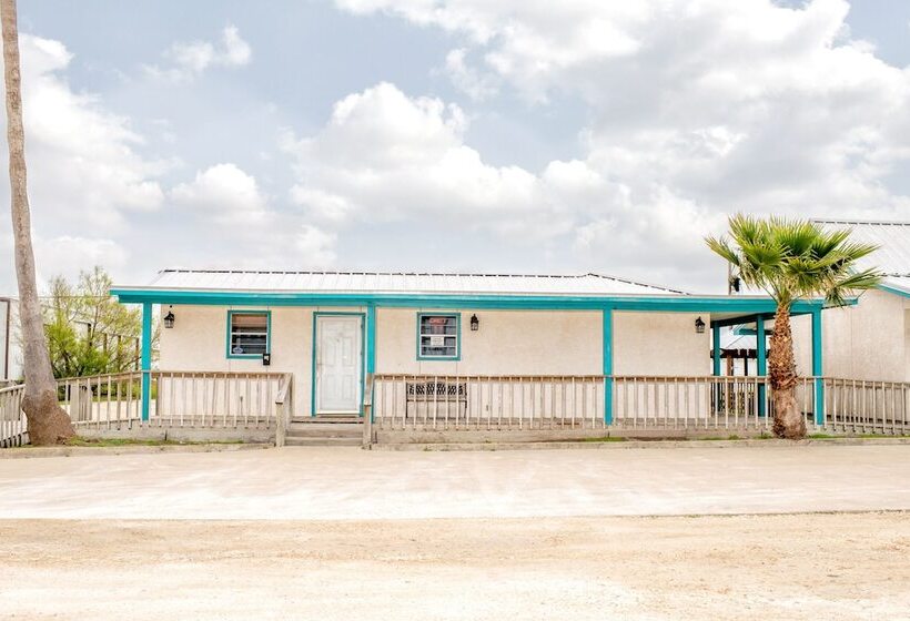 בית מלון כפרי Captain S Quarters