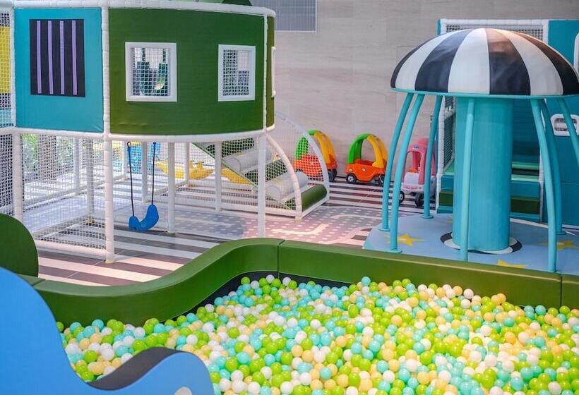 בית מלון כפרי Element Guangzhou Baiyun