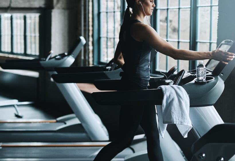 בית מלון כפרי Holiday Inn Dijon Sud   Longvic, An Ihg