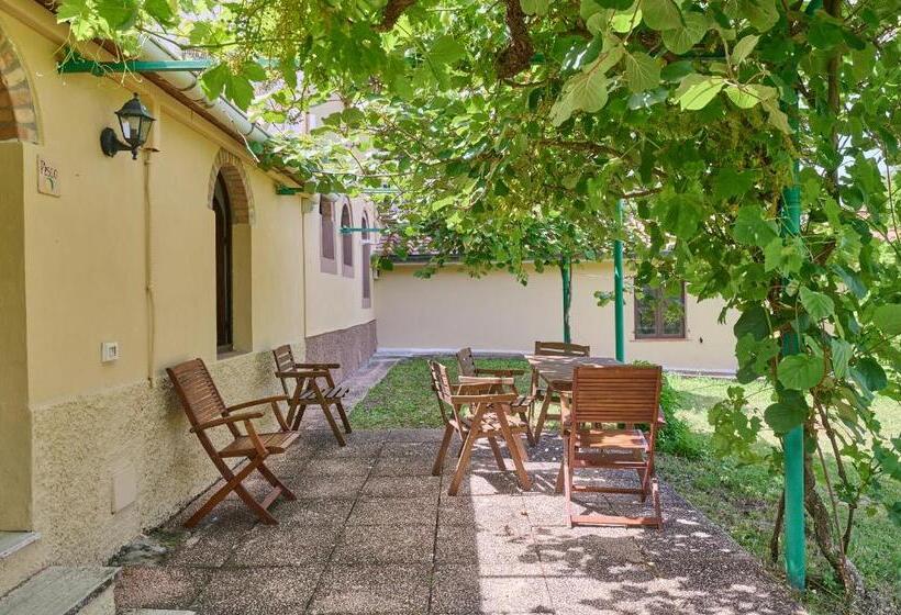 هتل Podere Scoldasu   Minerva