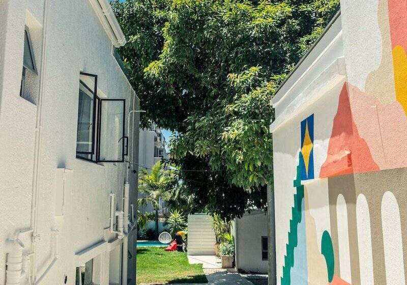 فندق Neighbourgood Hill