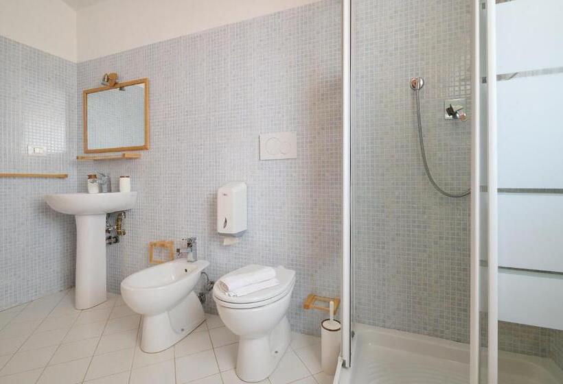 هتل Podere Scoldasu   Nettuno