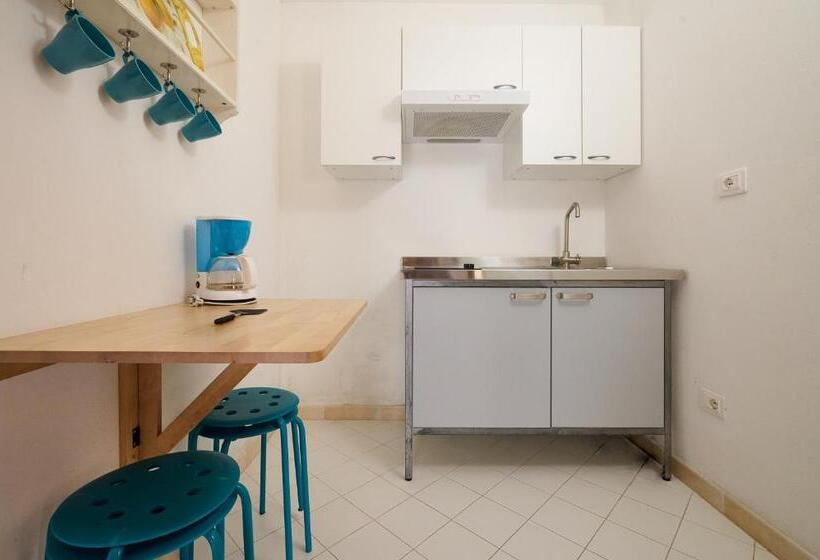 هتل Podere Scoldasu   Nettuno