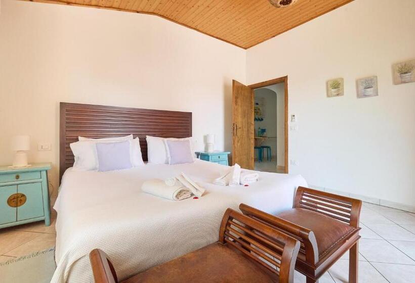 هتل Podere Scoldasu   Nettuno