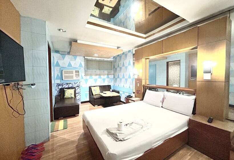 فندق Oyo 971 Liza Lodge