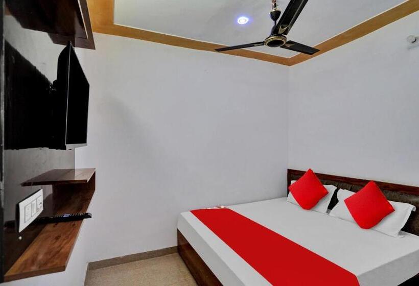 فندق Oyo Flagship 81377 Redstone