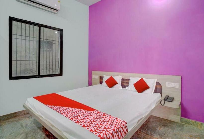 בית מלון כפרי Oyo Flagship 81389  Siddhi Vinayak