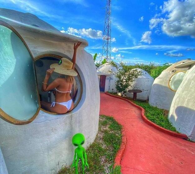 Отель Espaço Naves Lunazen