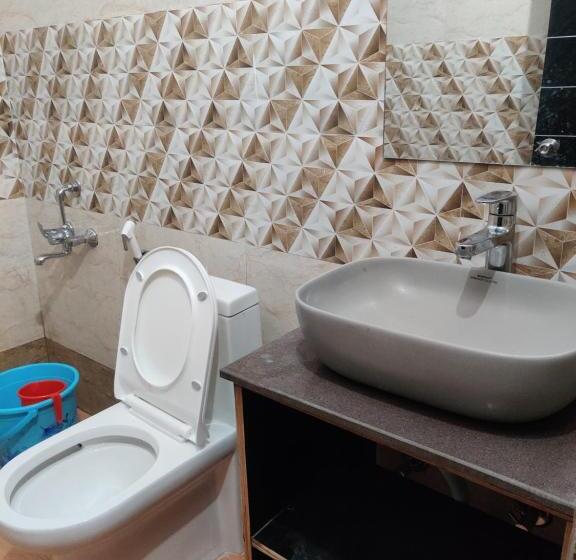 ホテル Satopanth Inn