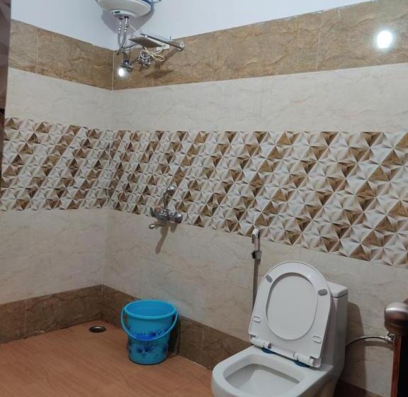 ホテル Satopanth Inn