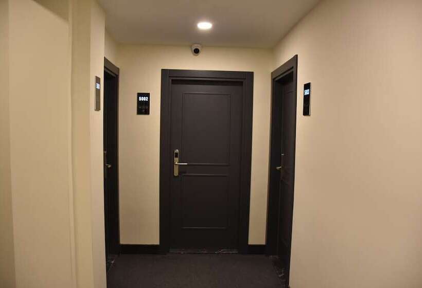 בית מלון כפרי Shishly Palace