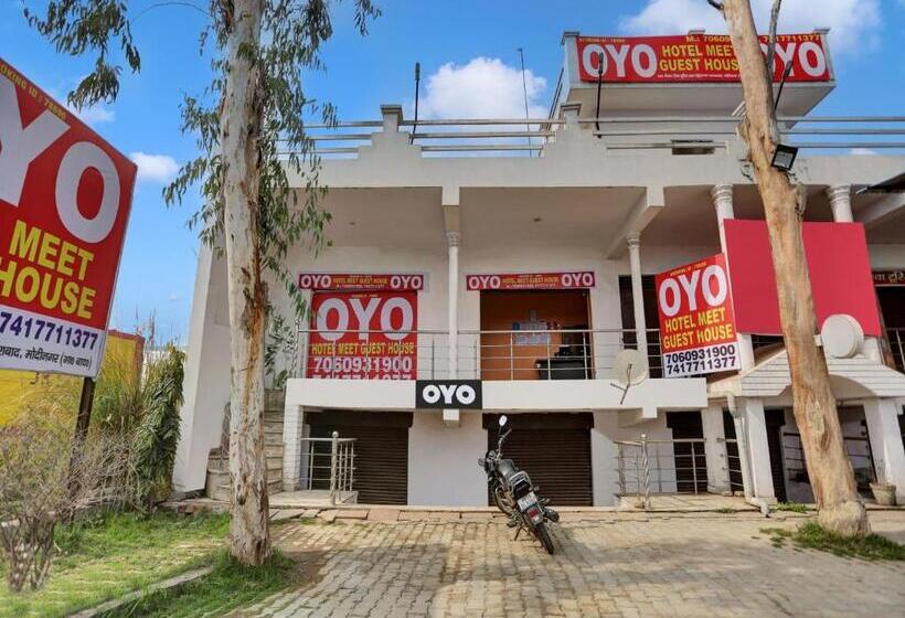 فندق Spot On Meet Guest House