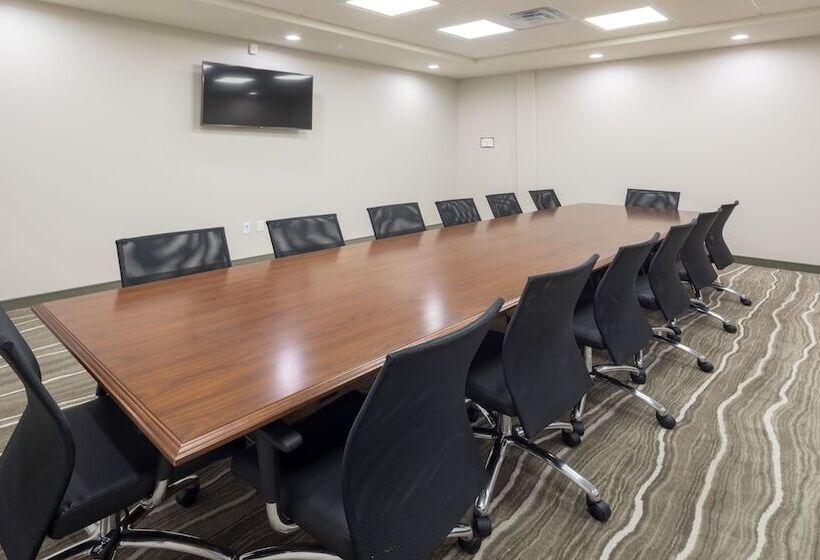 هتل Staybridge Suites Winter Haven   Auburndale