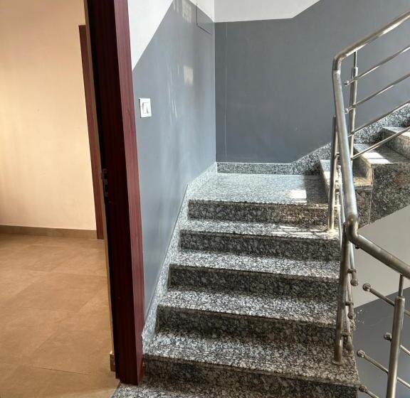 호텔 The Aster Enclave