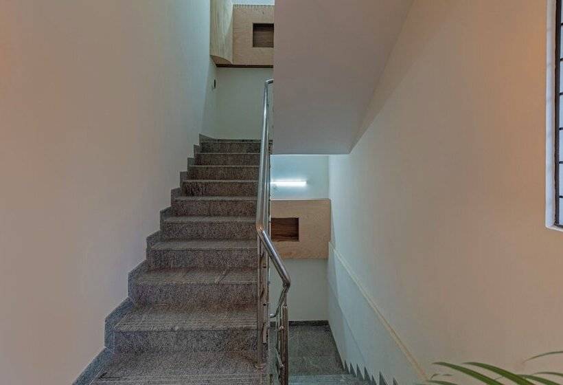 Отель Treebo Raghavendra Tranquil Inn Bellandur