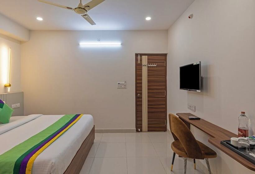 Отель Treebo Raghavendra Tranquil Inn Bellandur