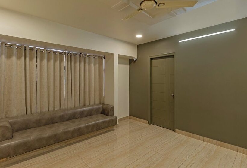 Отель Treebo Raghavendra Tranquil Inn Bellandur