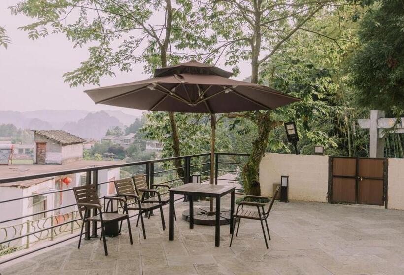 בית מלון כפרי Avatar Mountain Resort