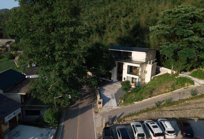 בית מלון כפרי Avatar Mountain Resort