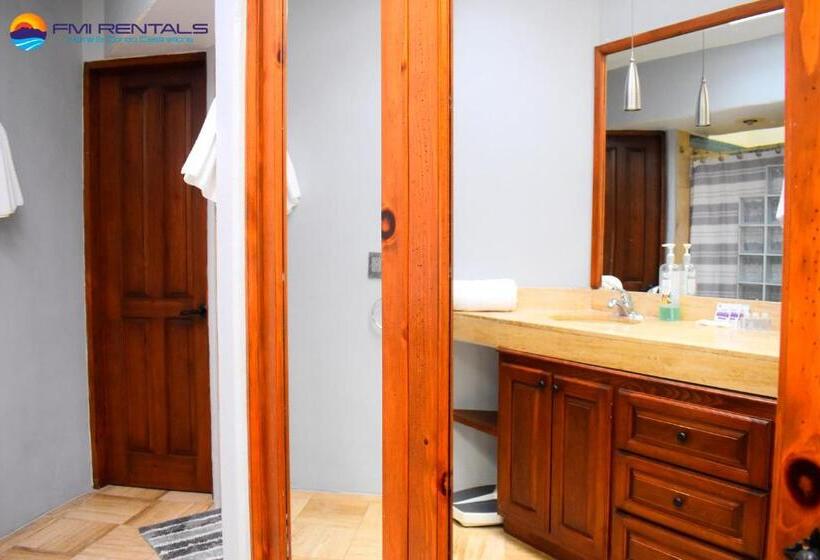 Marina Pinacate B 101