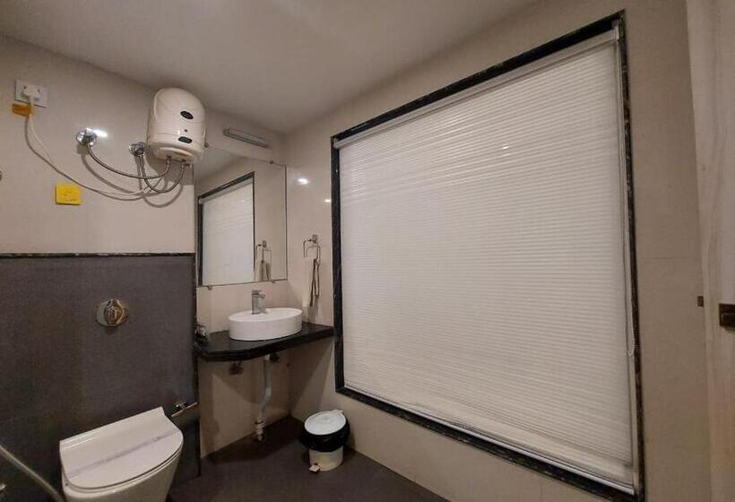 New Gitanjali Hotel, New Digha